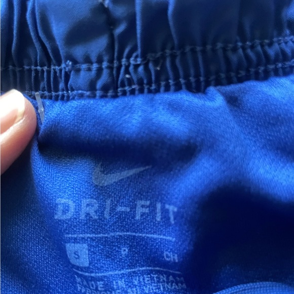 Nike Women's Blue Running Shorts size small - Picture 3 of 4